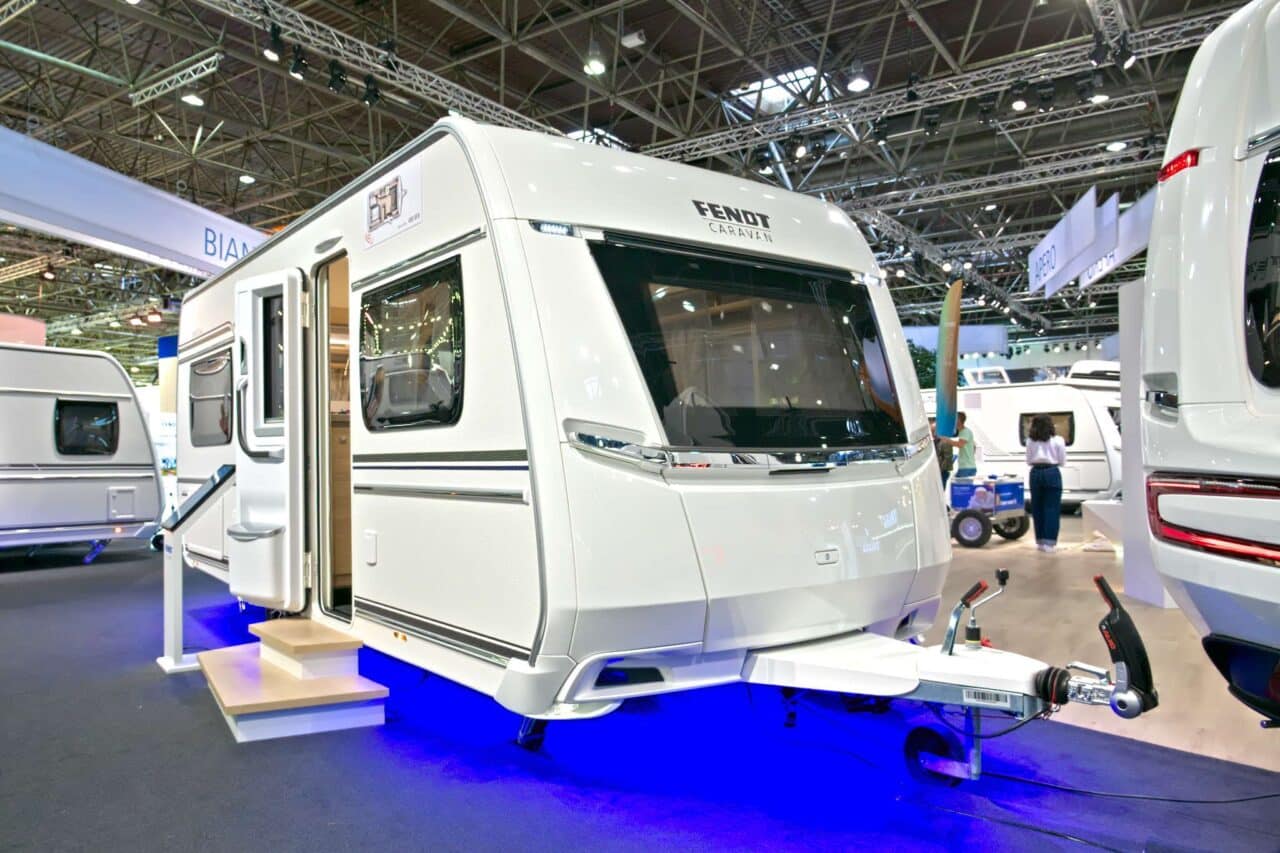 Fendt Bianco 495 SFE (2025) Außenansicht Caravan Salon 2024