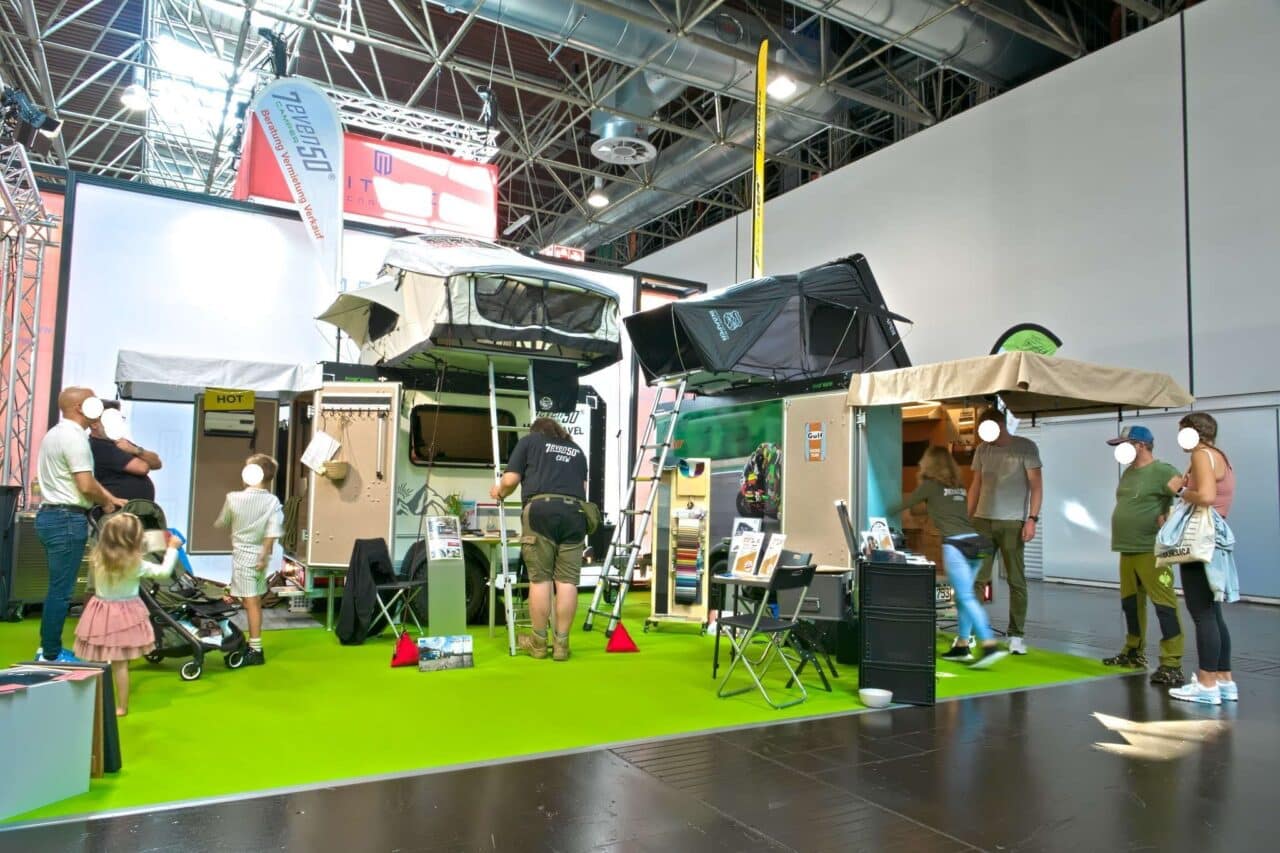 7even50 mit dachzelt und vorzelt caravan salon 2024 c jalil landero flores