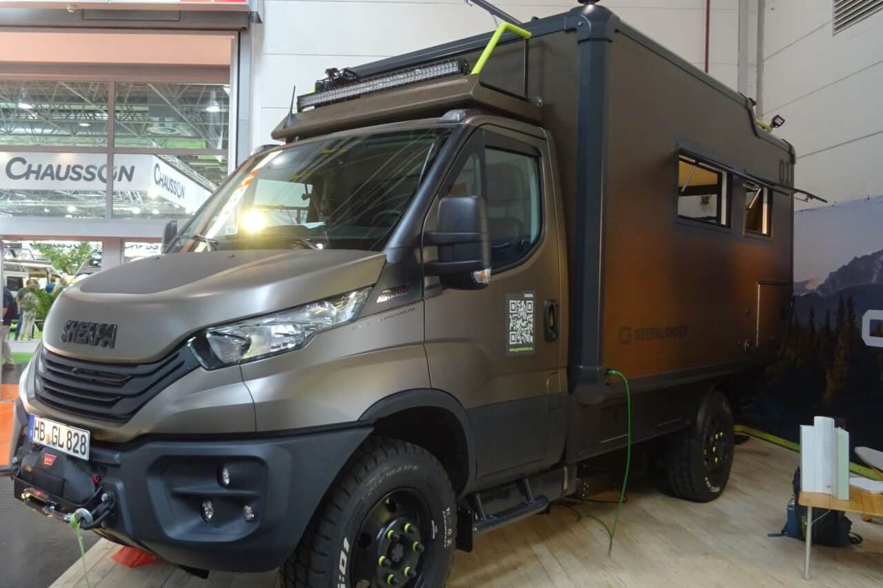 Greenlander Sherpa 4x4 Wohnmobil mit Offroad-Trim auf dem Caravan Salon 2024 (c) Katja Scholz
