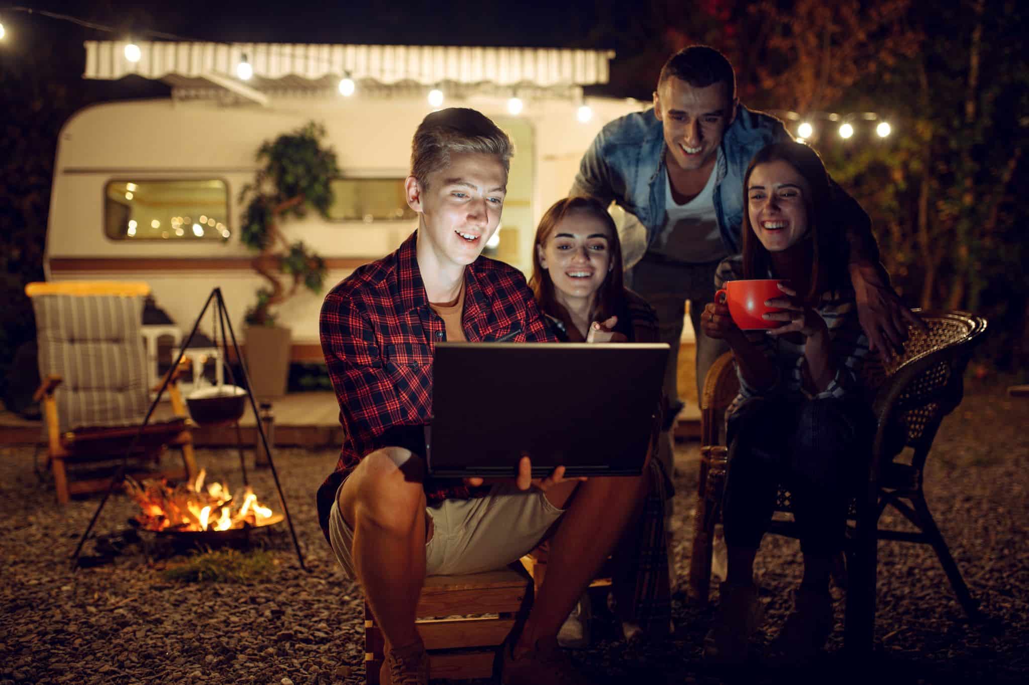 Black Friday Deals bei Decathlon: Dieses Campingzubehör gibt es jetzt noch günstiger!