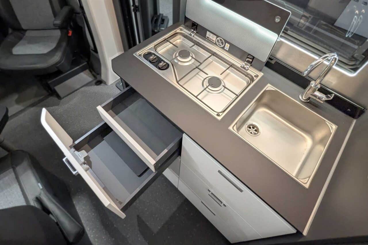 adria compact max kueche