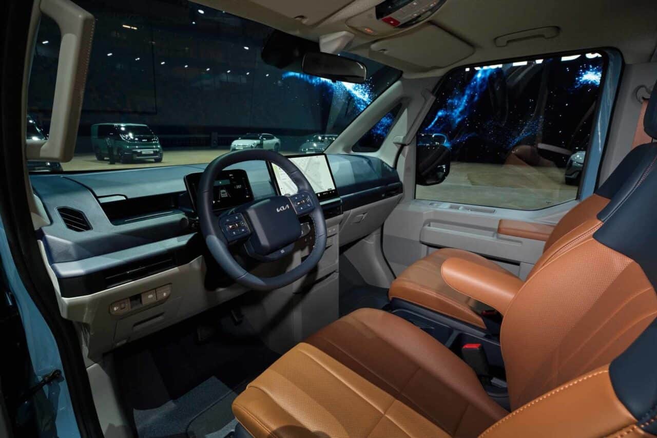 Kia PV5: Elektro-Van mit Camping-Potenzial – aber reicht es für echte Abenteuer? 2 Kia PV5 Passenger 03 fahrerkabine