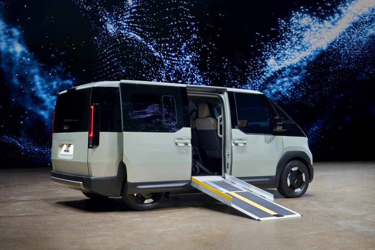 Kia PV5: Elektro-Van mit Camping-Potenzial – aber reicht es für echte Abenteuer? 5 Kia PV5 WAV 02
