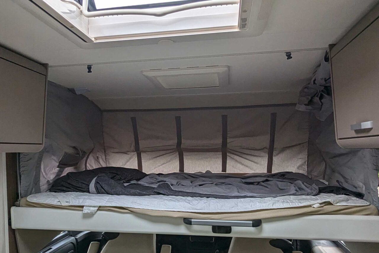 Carado I338 pro+ im Camperstyle-Langzeittest: kompakter Integrierter für Allzeit-Camper und Familien 5 Hubbett