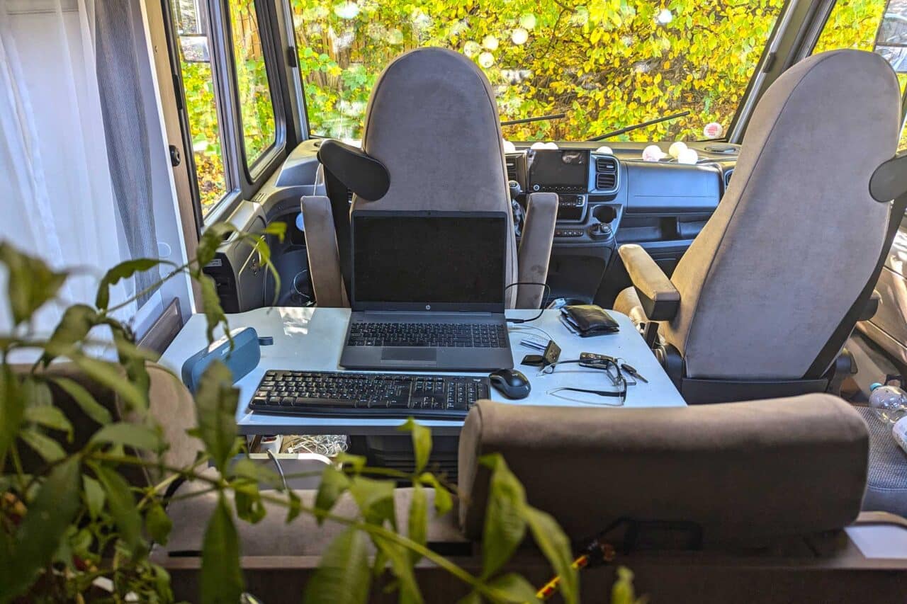 Carado I338 pro+ im Camperstyle-Langzeittest: kompakter Integrierter für Allzeit-Camper und Familien 12 Sitzgruppe