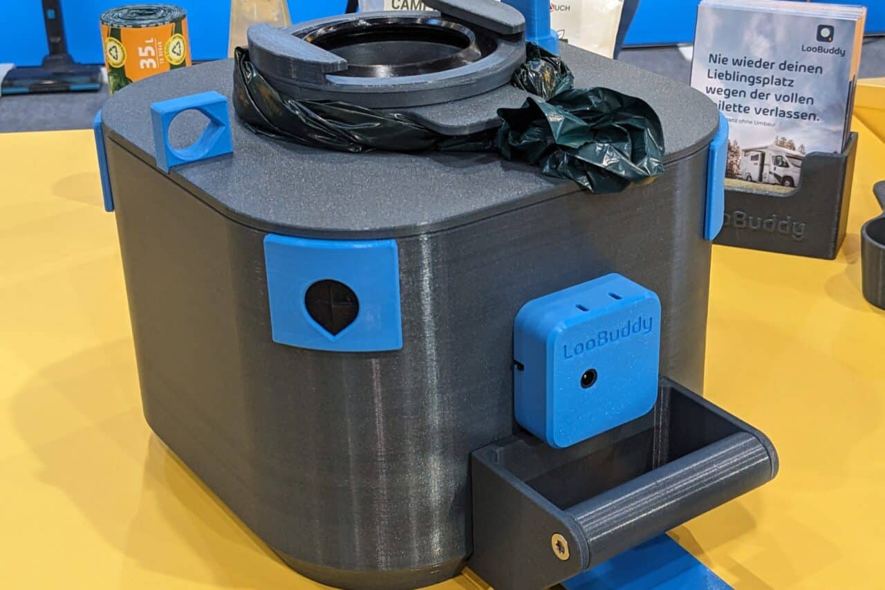Nachrüstsystem für die Chemietoilette: LooBuddy sorgt für mehr Autarkie beim Reisen - ohne Umbau! 2 LooBuddy auf dem Caravan Salon 2025
