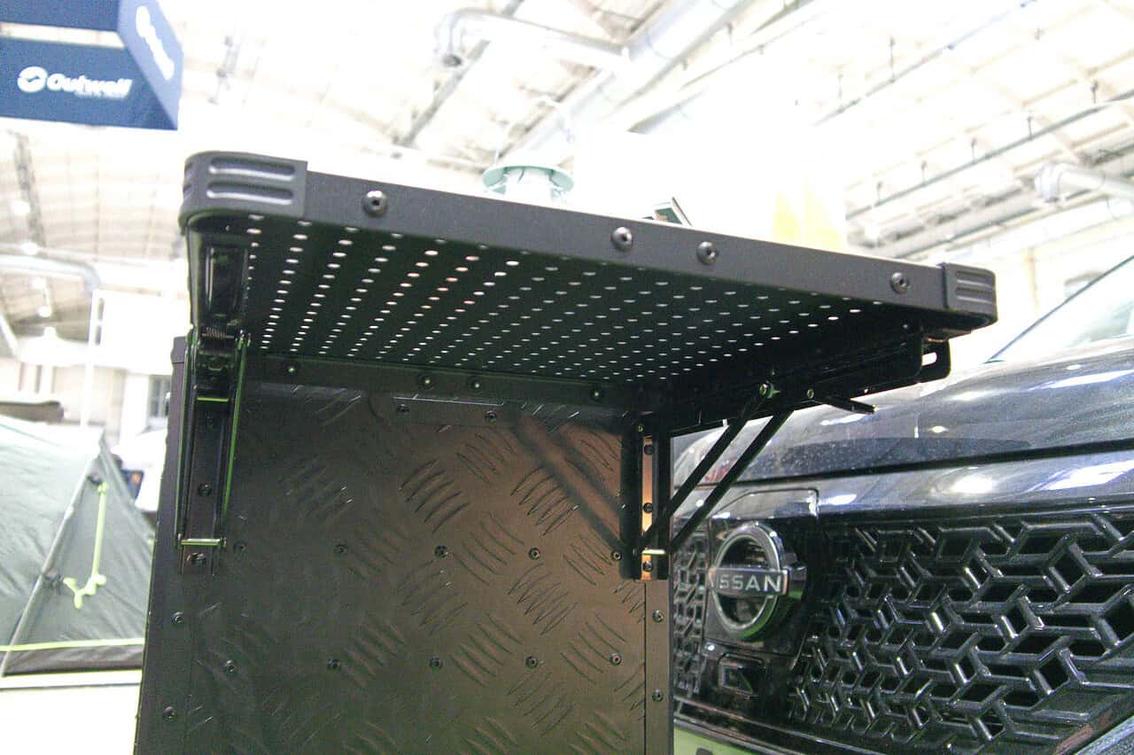 Kochen wie zu Hause, nur mit besserer Aussicht: Komfort-Upgrade für dein Vanlife 5 naturbummler compactcook 2 ablage