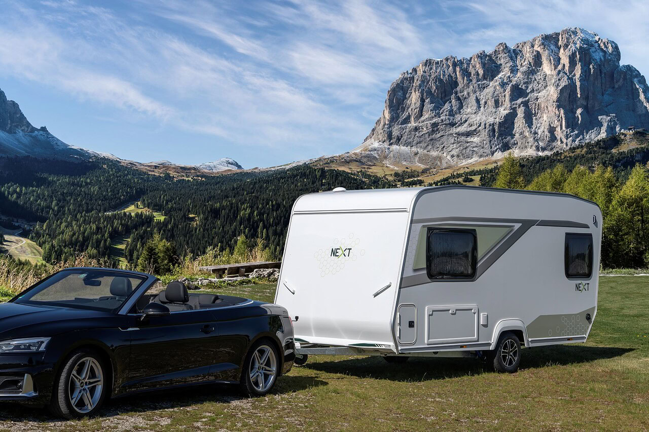 Perfekt für E-Autos und Kleinwagen: Diese neuen Leicht-Wohnwagen kosten unter 20.000 Euro 2 NC380 Saison 2027 aussen