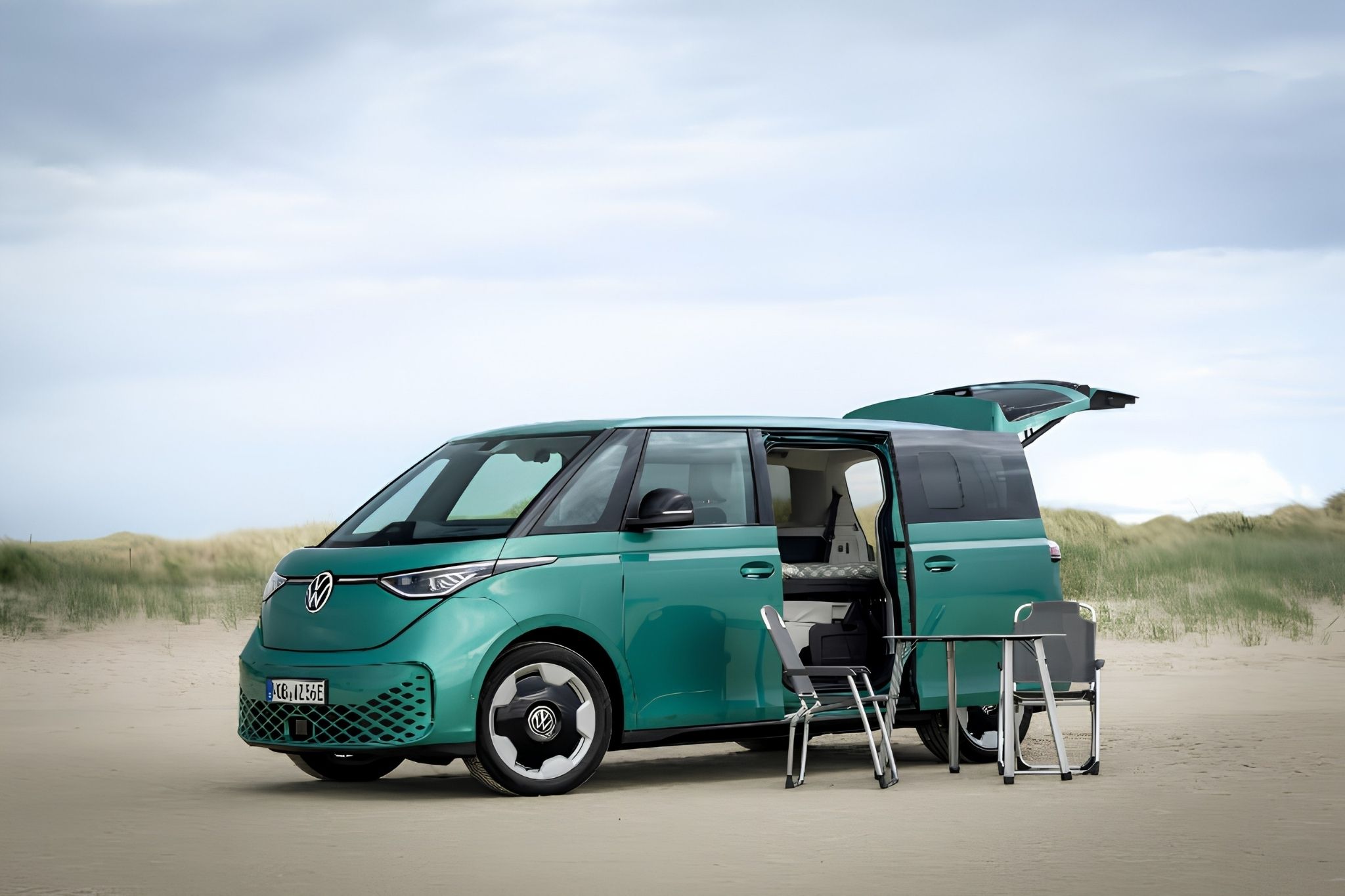„Gute-Nacht-Paket“ für den I.D. Buzz: Macht das Upgrade den E-Bulli wirklich zum Camper?